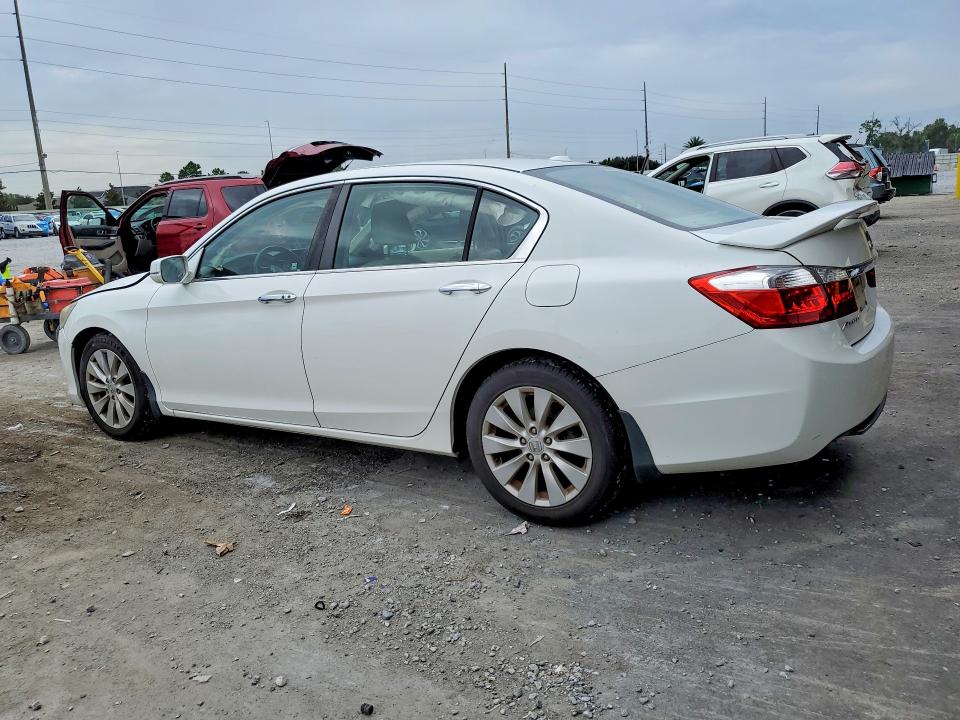 Продажа на аукционе авто 2015 Honda Accord, vin: 1HGCR2F80FA007921, номер лота: 64100256