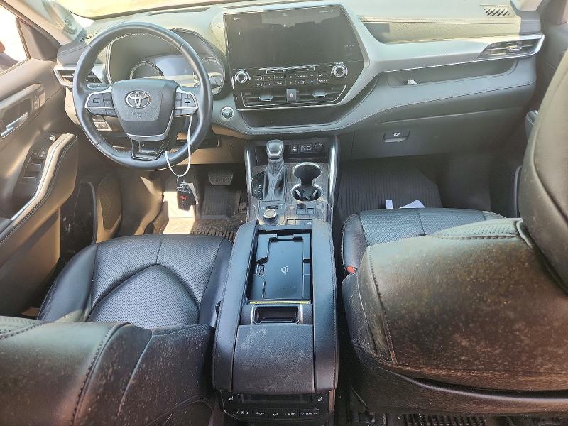 67084856 :رقم المزاد ، 5TDFZRBH0NS193813 vin ، 2022 Toyota Highlander مزاد بيع
