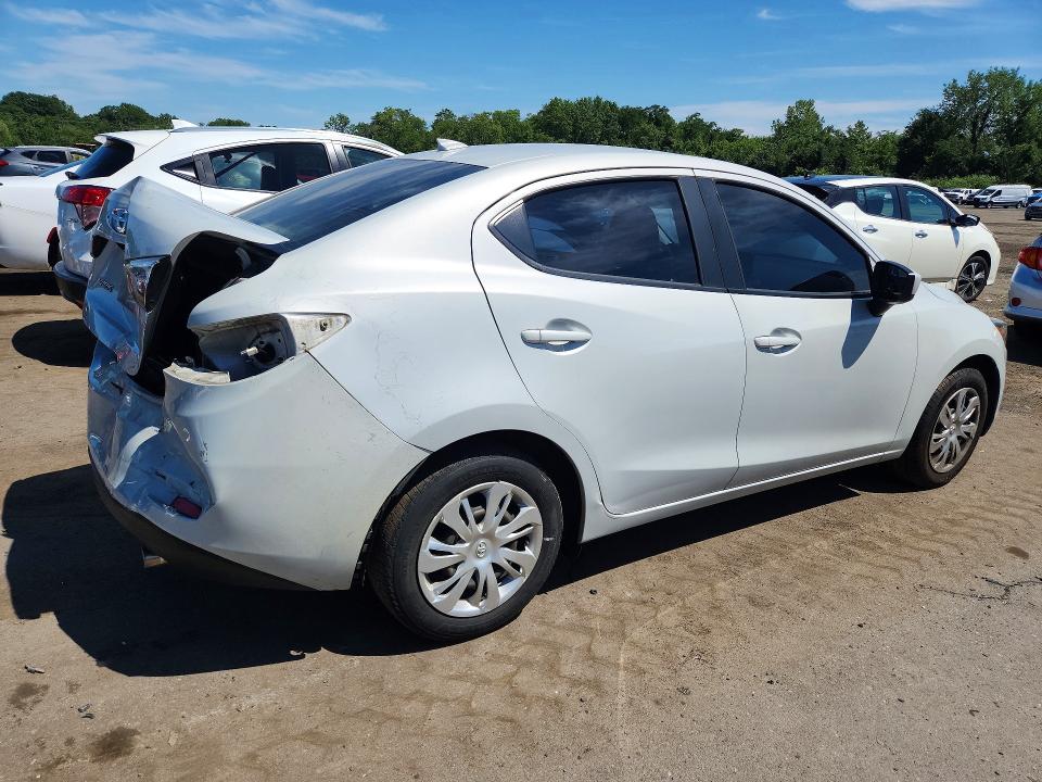 2019 Toyota Yaris მანქანა იყიდება აუქციონზე, vin: 3MYDLBYV9KY524987, აუქციონის ნომერი: 63645036