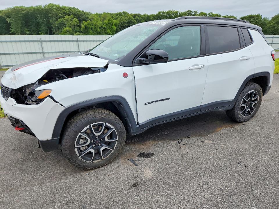 65012046 :رقم المزاد ، 3C4NJDDN0ST584017 vin ، 2025 Jeep Compass مزاد بيع