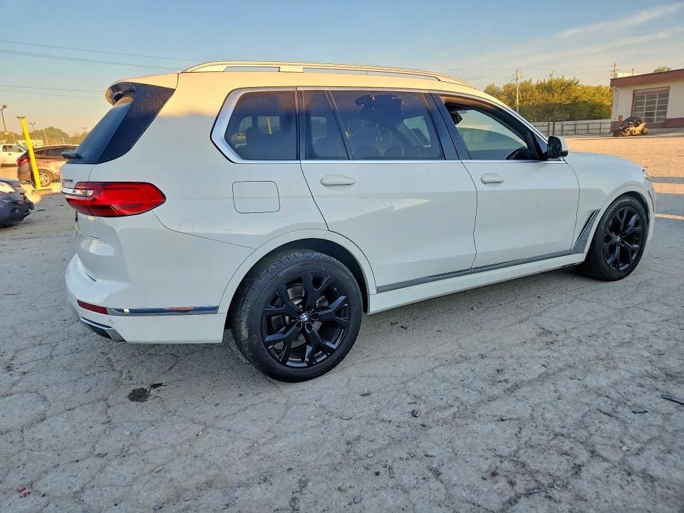 66973586 :رقم المزاد ، 5UXCW2C06N9L76402 vin ، 2022 Bmw X7 مزاد بيع