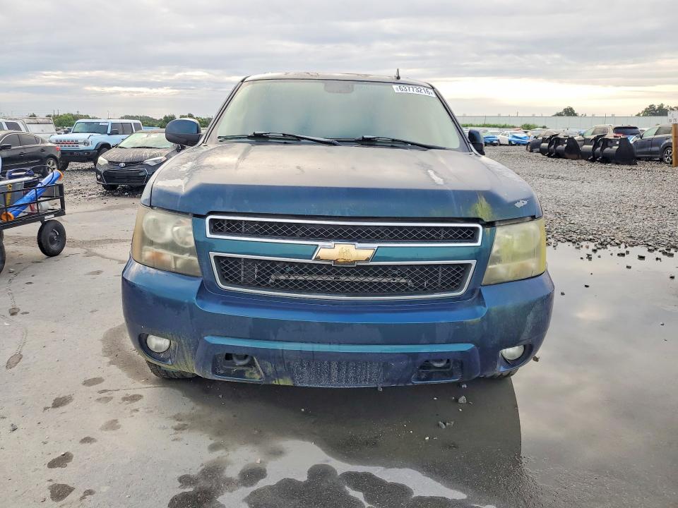 Продажа на аукционе авто 2007 Chevrolet Suburban, vin: 1GNFK16357J225117, номер лота: 63773216