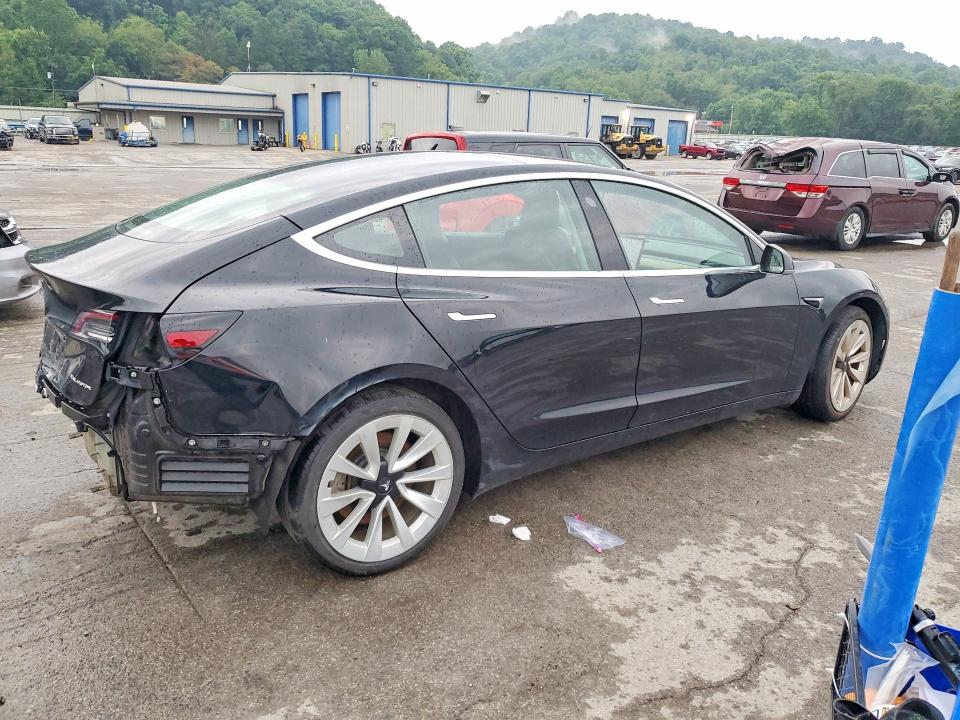 Aukcja sprzedaży 2018 Tesla Model 3, vin: 5YJ3E1EB2JF118746, numer aukcji: 64722276