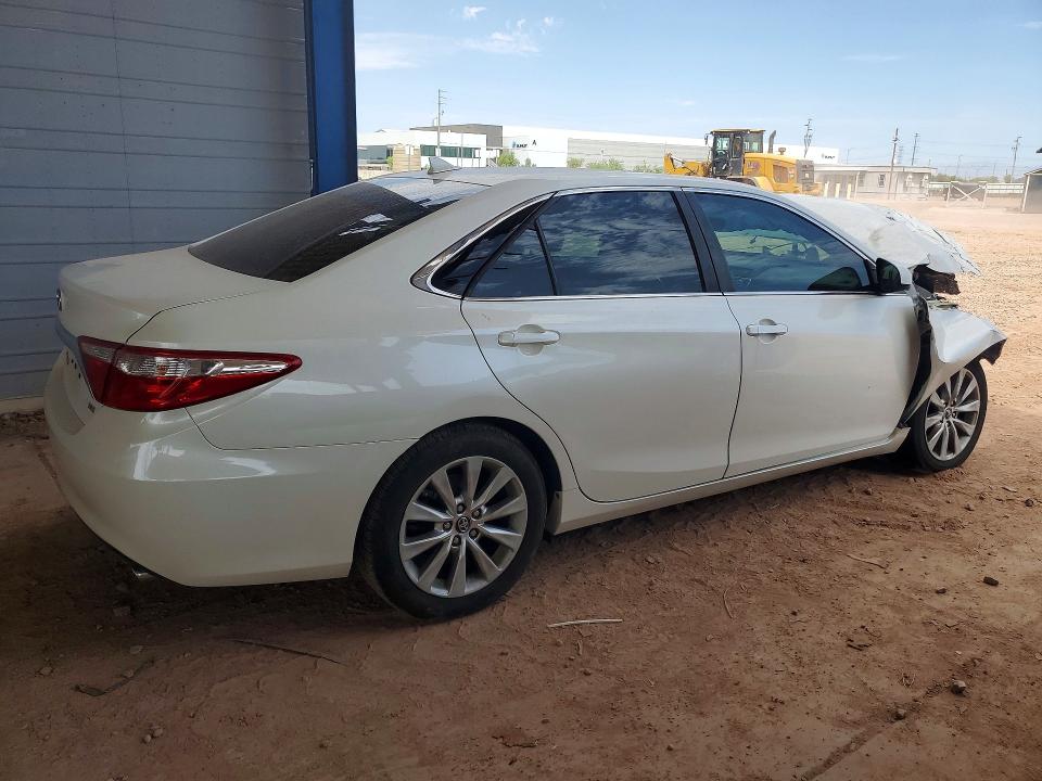 Продажа на аукционе авто 2017 Toyota Camry, vin: 4T1BF1FK5HU745641, номер лота: 64003226
