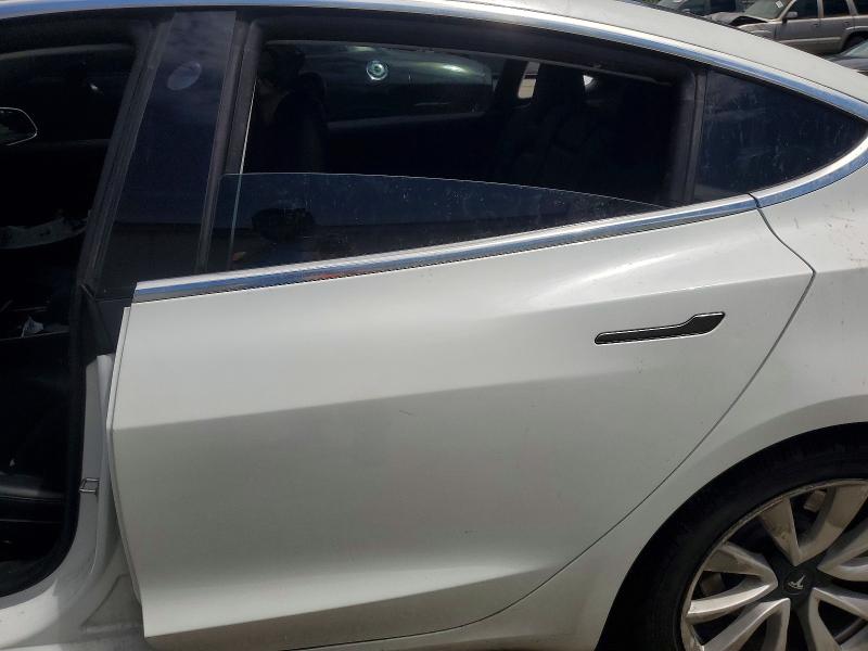 Продаж на аукціоні авто 2018 Tesla Model 3, vin: 5YJ3E1EB4JF117792, номер лоту: 67281526