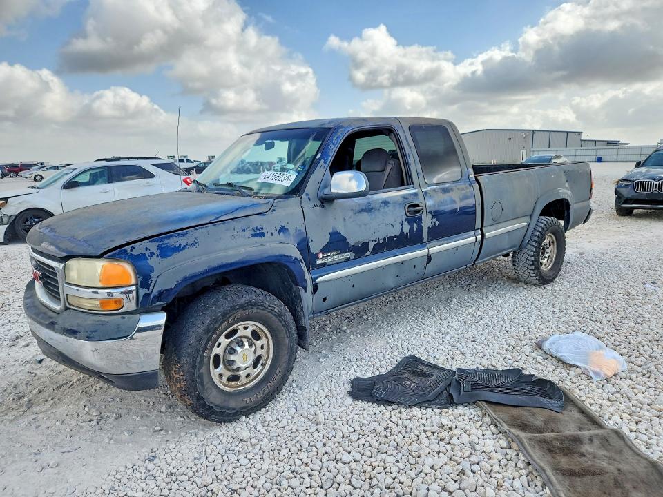 64156236 :رقم المزاد ، 1GTGK29UXYE400415 vin ، 2000 Gmc New Sierra مزاد بيع