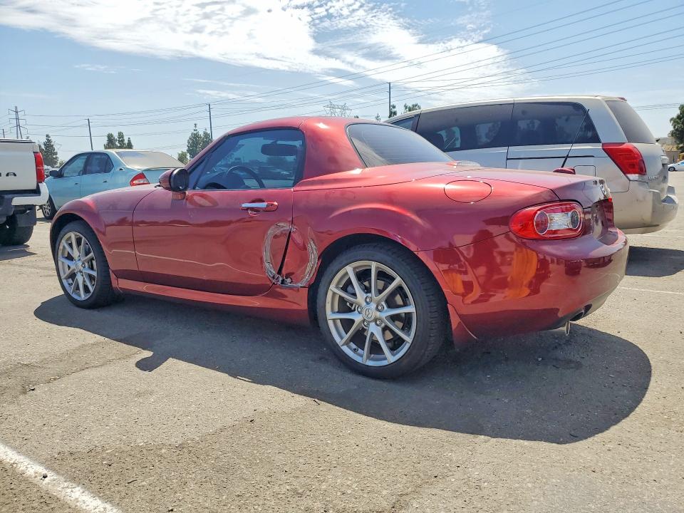64476396 :رقم المزاد ، JM1NC2PF5B0219672 vin ، 2011 Mazda Mx-5 Miata مزاد بيع