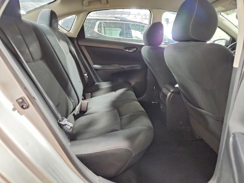 63490436 :رقم المزاد ، 3N1AB7APXHY300670 vin ، 2017 Nissan Sentra مزاد بيع