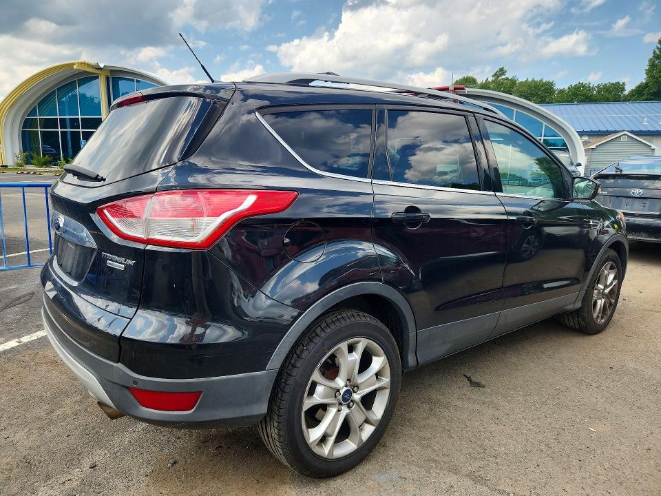 Продаж на аукціоні авто 2015 Ford Escape, vin: 1FMCU9J99FUA55885, номер лоту: 66214346