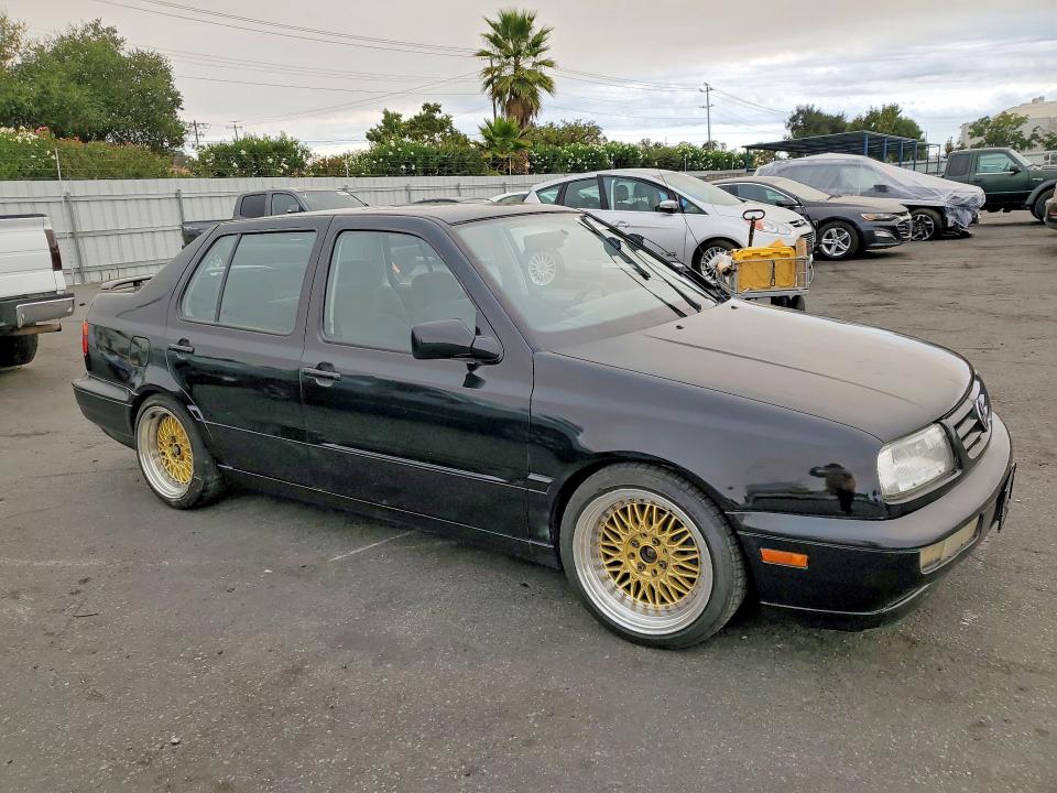 Продажа на аукционе авто 1998 Volkswagen Jetta, vin: 3VWRB61H6WM152487, номер лота: 66611666