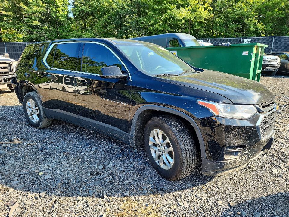 63673996 :رقم المزاد ، 1GNERFKW3JJ106087 vin ، 2018 Chevrolet Traverse مزاد بيع