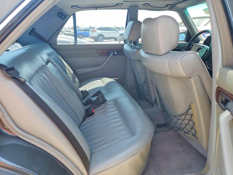 65177996 :رقم المزاد ، WDBCB20C0FA124834 vin ، 1985 Mercedes-benz 300 مزاد بيع
