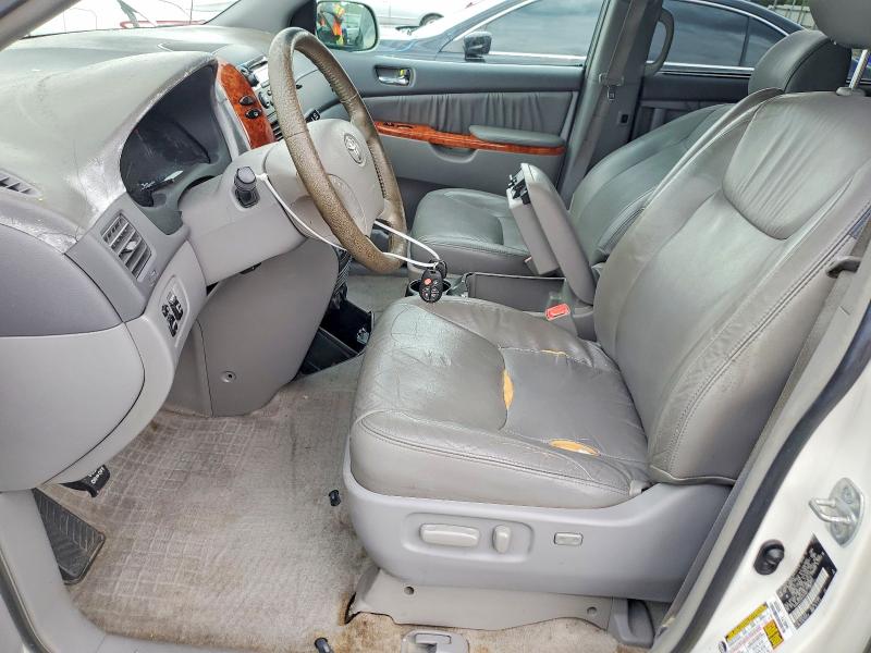 2010 Toyota Sienna მანქანა იყიდება აუქციონზე, vin: 5TDYK4CC5AS303560, აუქციონის ნომერი: 64566976