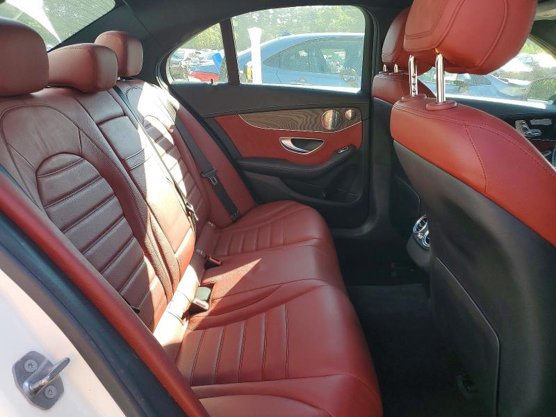 63840726 :رقم المزاد ، 55SWF6EB3HU217009 vin ، 2017 Mercedes-benz C مزاد بيع