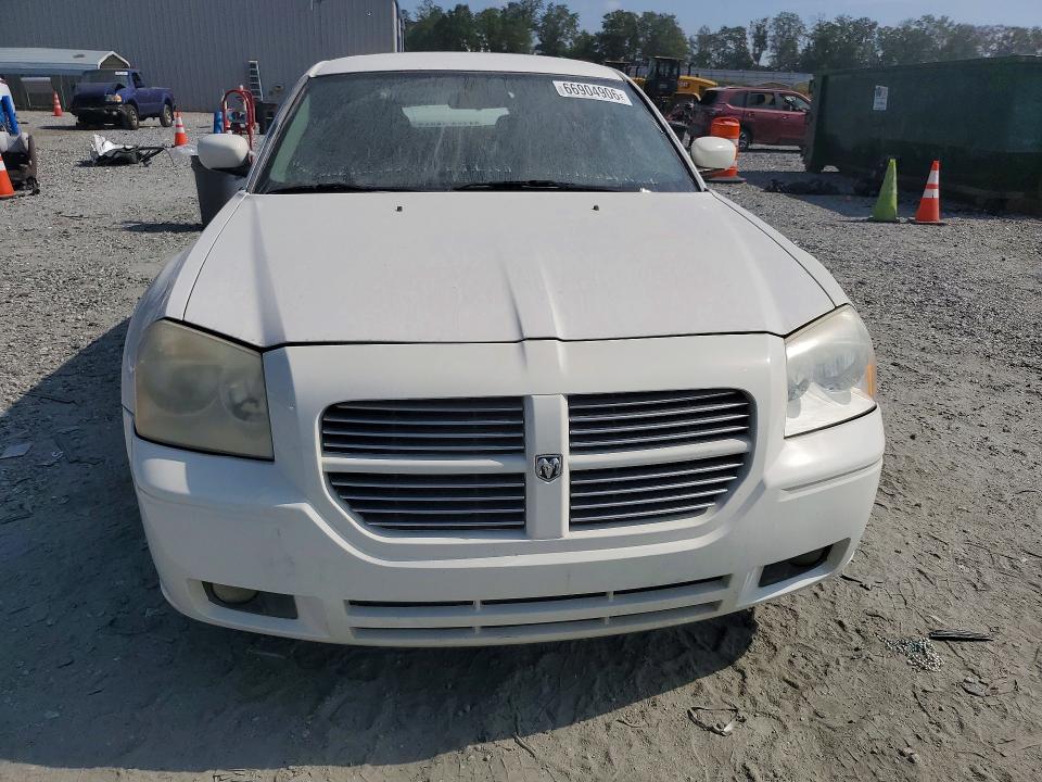 2006 Dodge Magnum მანქანა იყიდება აუქციონზე, vin: 2D4GV57286H516683, აუქციონის ნომერი: 66904906