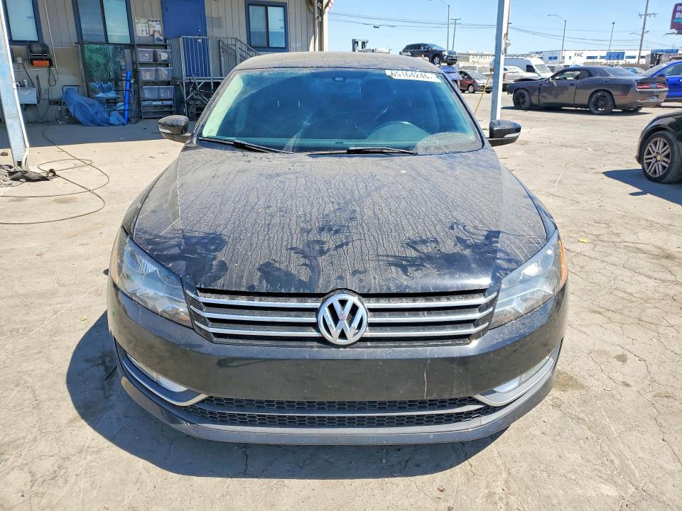 Продаж на аукціоні авто 2015 Volkswagen Passat, vin: 1VWAT7A35FC111449, номер лоту: 65164246