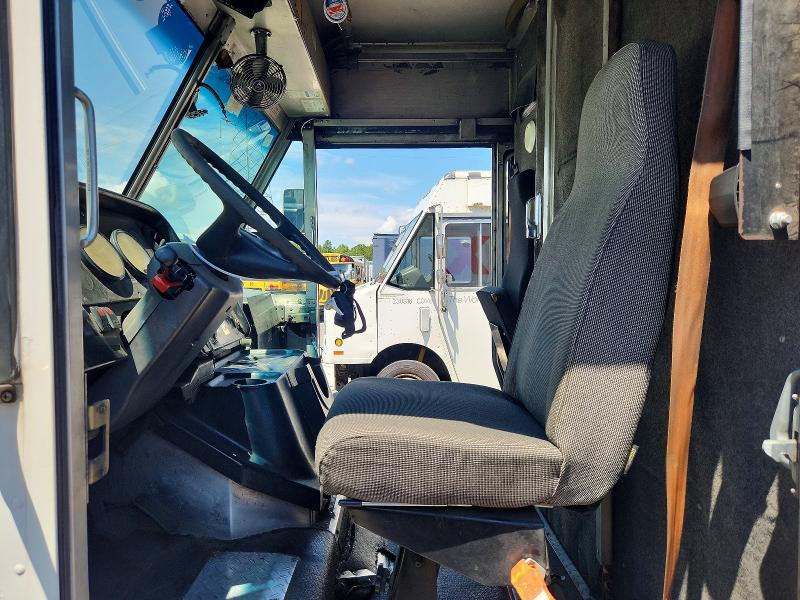 Продажа на аукционе авто 2006 Freightliner Mt45, vin: 4UZAANBW46CW06548, номер лота: 63817076