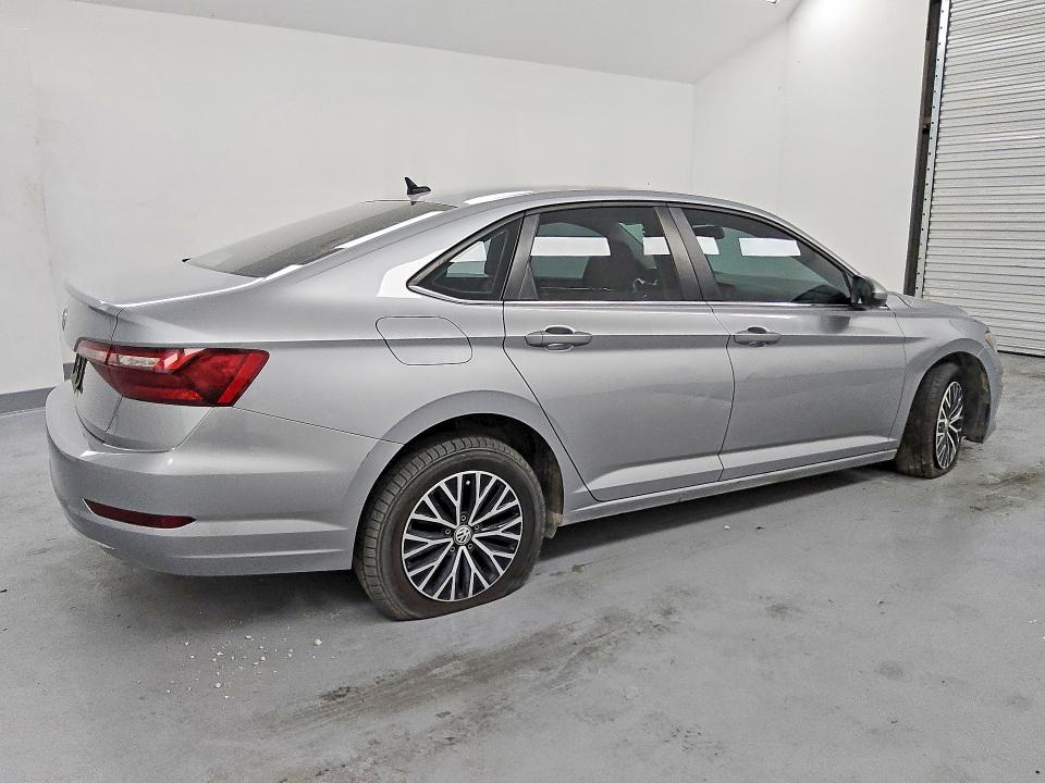 Продажа на аукционе авто 2021 Volkswagen Jetta, vin: 3VWC57BU0MM000166, номер лота: 62250116