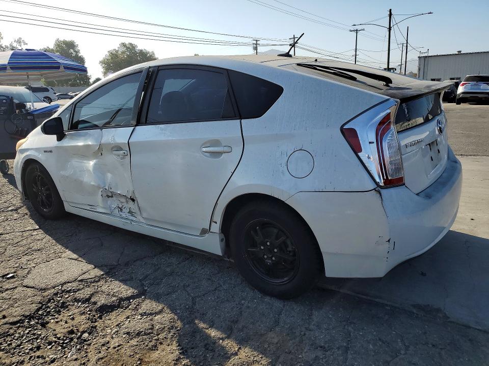 63911346 :رقم المزاد ، JTDKN3DU7D5561118 vin ، 2013 Toyota Prius مزاد بيع