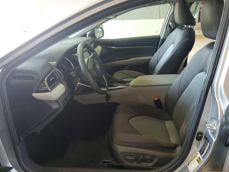 2019 Toyota Camry მანქანა იყიდება აუქციონზე, vin: 4T1B11HK2KU803868, აუქციონის ნომერი: 64233526