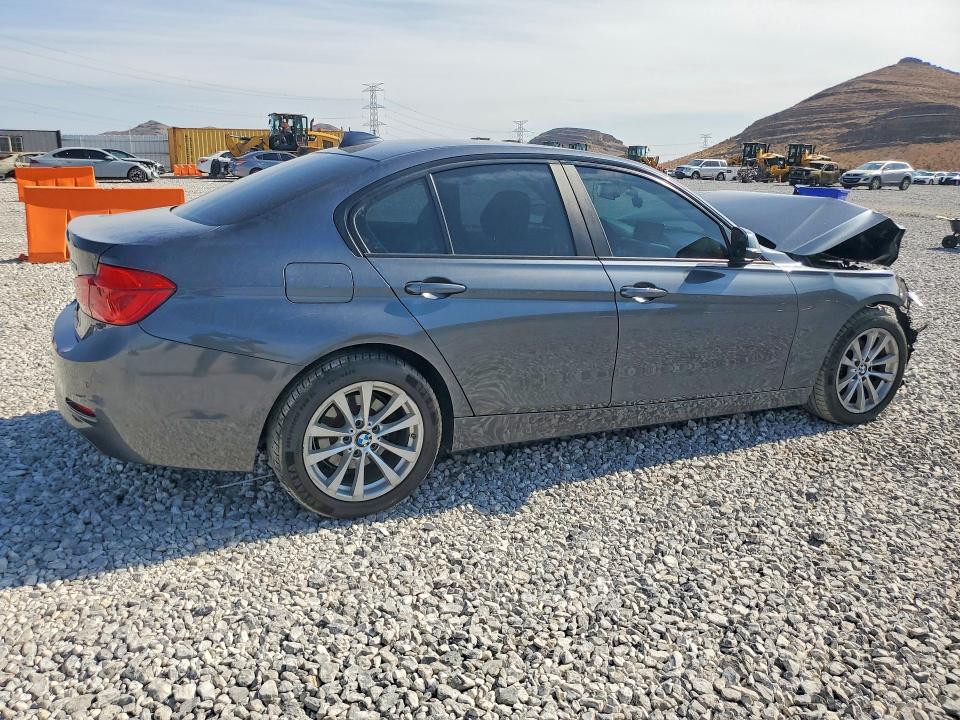 65218056 :رقم المزاد ، WBA8A9C53GK616265 vin ، 2016 Bmw 320 مزاد بيع