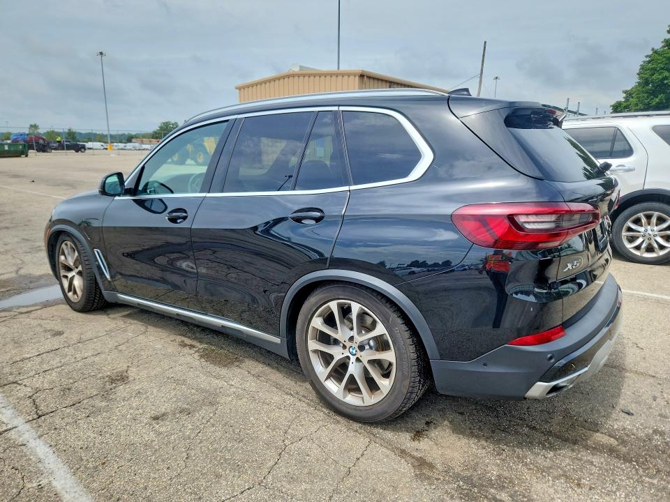 64675186 :رقم المزاد ، 5UXTA6C08M9D53551 vin ، 2021 Bmw X5 مزاد بيع