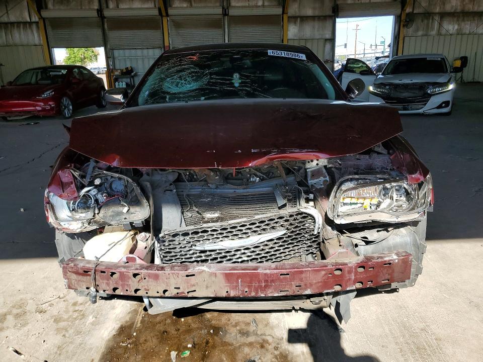 65318986 :رقم المزاد ، 2C3CCAAG0FH894032 vin ، 2015 Chrysler 300 مزاد بيع