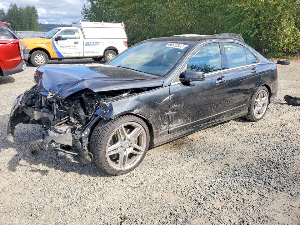 66580386 :رقم المزاد ، WDDGF8AB5DR298712 vin ، 2013 Mercedes-benz C مزاد بيع
