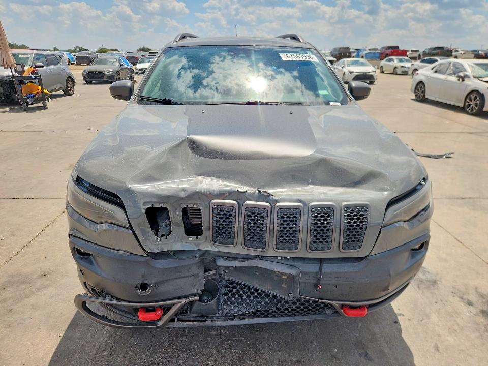 67083996 :رقم المزاد ، 1C4PJMBN3KD351606 vin ، 2019 Jeep Cherokee مزاد بيع