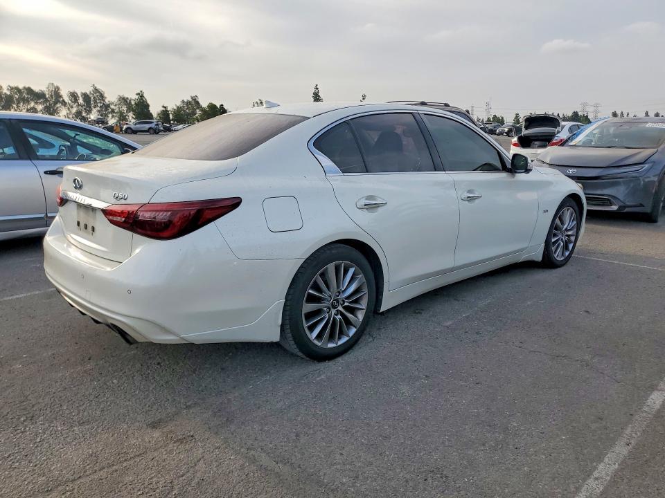 Auction sale of the 2018 Infiniti Q50, vin: JN1EV7AP4JM358159, lot number: 64946936