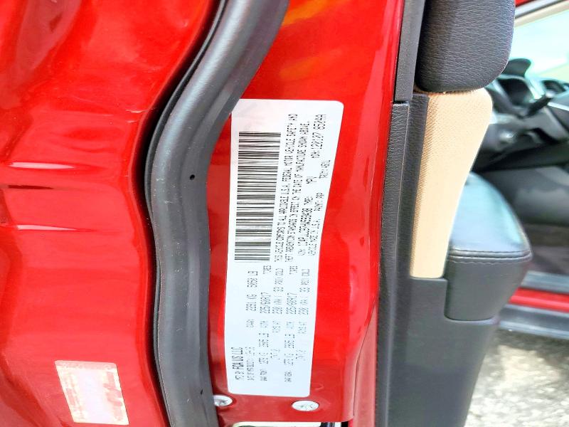 63688976 :رقم المزاد ، 1C4PJLCB7HW593438 vin ، 2017 Jeep Cherokee مزاد بيع