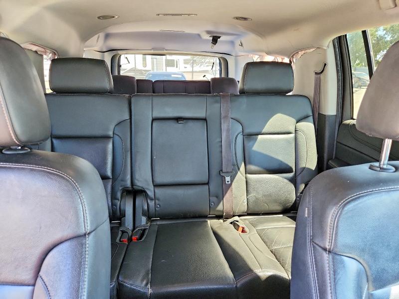 64119286 :رقم المزاد ، 1GNSCJKC0FR227066 vin ، 2015 Chevrolet Suburban مزاد بيع