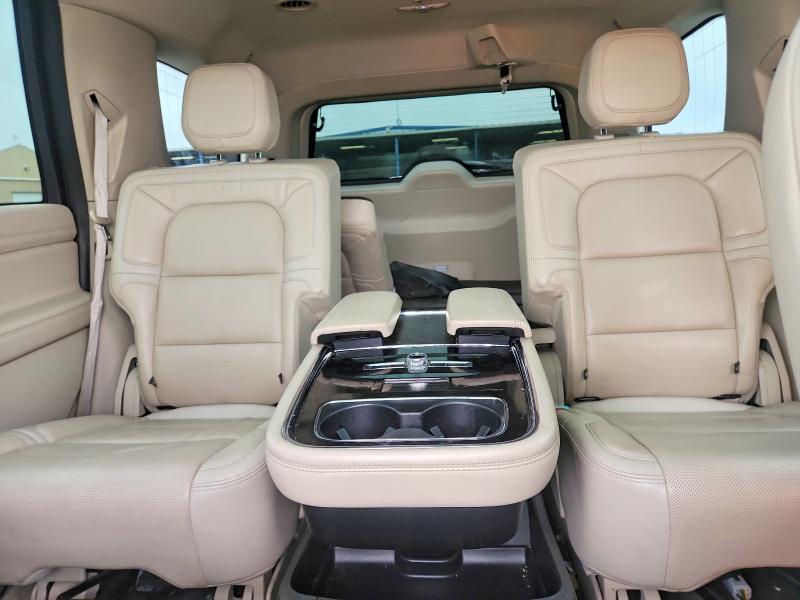 63991836 :رقم المزاد ، 5LMJJ2LT3LEL02286 vin ، 2020 Lincoln Navigator مزاد بيع