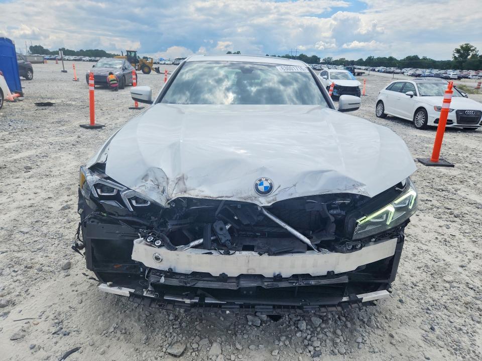 2024 Bmw 330i მანქანა იყიდება აუქციონზე, vin: 3MW69FF00R8E24644, აუქციონის ნომერი: 63001716