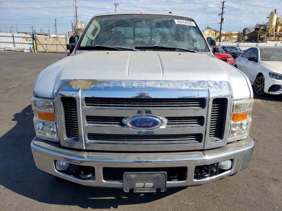 63244256 :رقم المزاد ، 1FTSW20R38EC56553 vin ، 2008 Ford F250 مزاد بيع