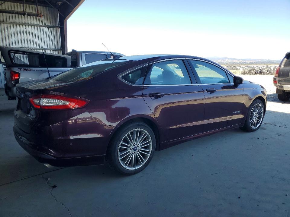 2013 Ford Fusion მანქანა იყიდება აუქციონზე, vin: 3FA6P0LU4DR184486, აუქციონის ნომერი: 64127546