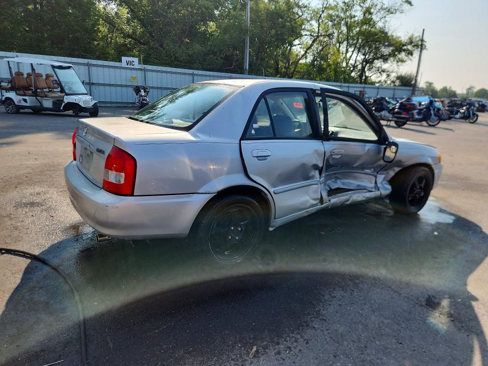 2000 Mazda Protege მანქანა იყიდება აუქციონზე, vin: JM1BJ223XY0280045, აუქციონის ნომერი: 64719426