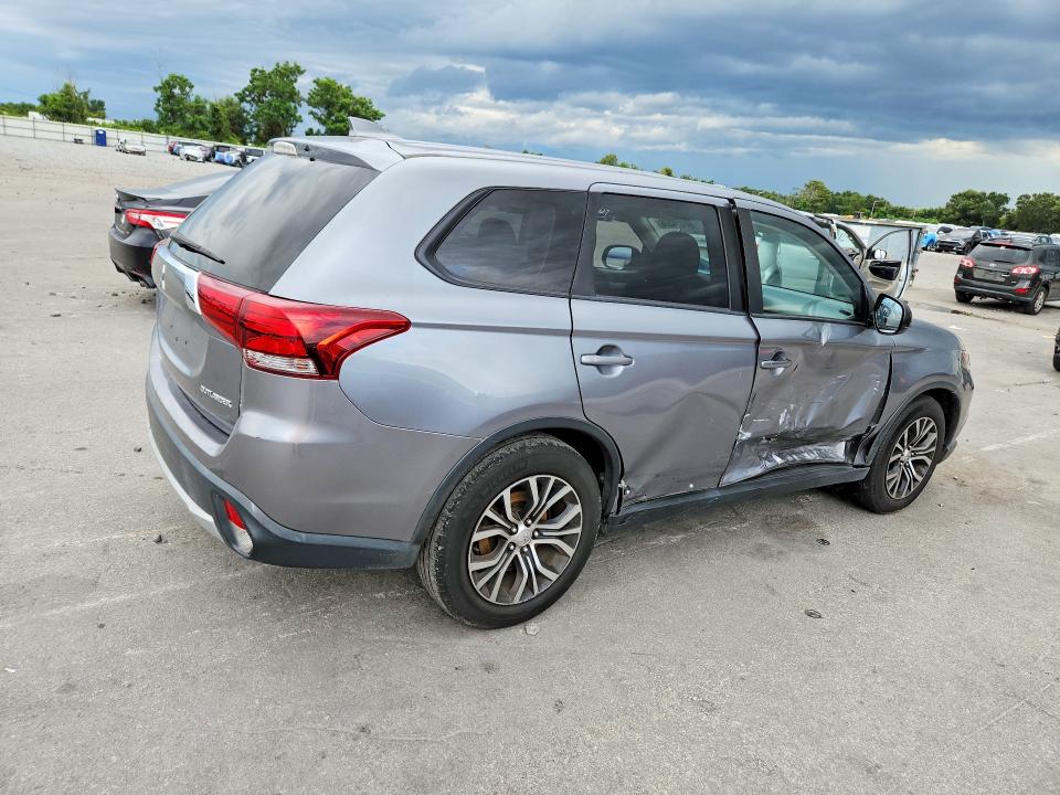 Продажа на аукционе авто 2018 Mitsubishi Outlander, vin: JA4AD2A30JZ043449, номер лота: 66074276