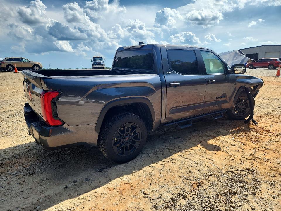 Продаж на аукціоні авто 2025 Toyota Tundra, vin: 5TFLA5DB2SX328243, номер лоту: 65001236