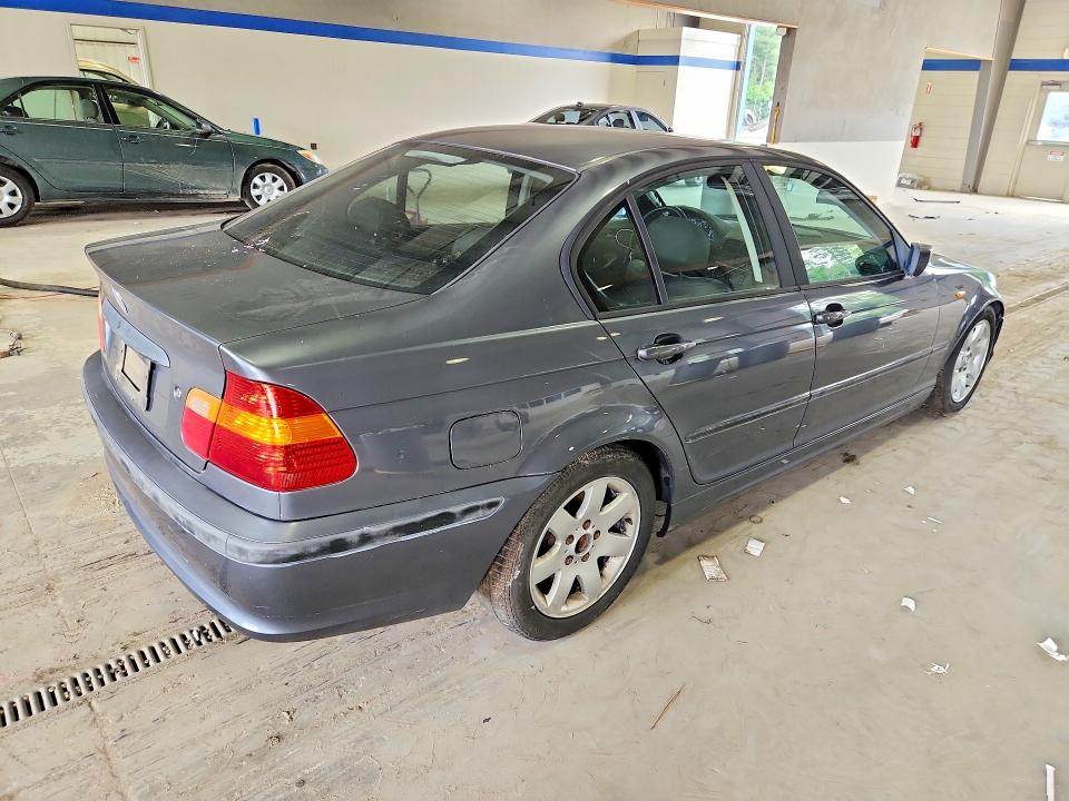 2002 Bmw 325 მანქანა იყიდება აუქციონზე, vin: WBAET37492NJ21457, აუქციონის ნომერი: 64518336