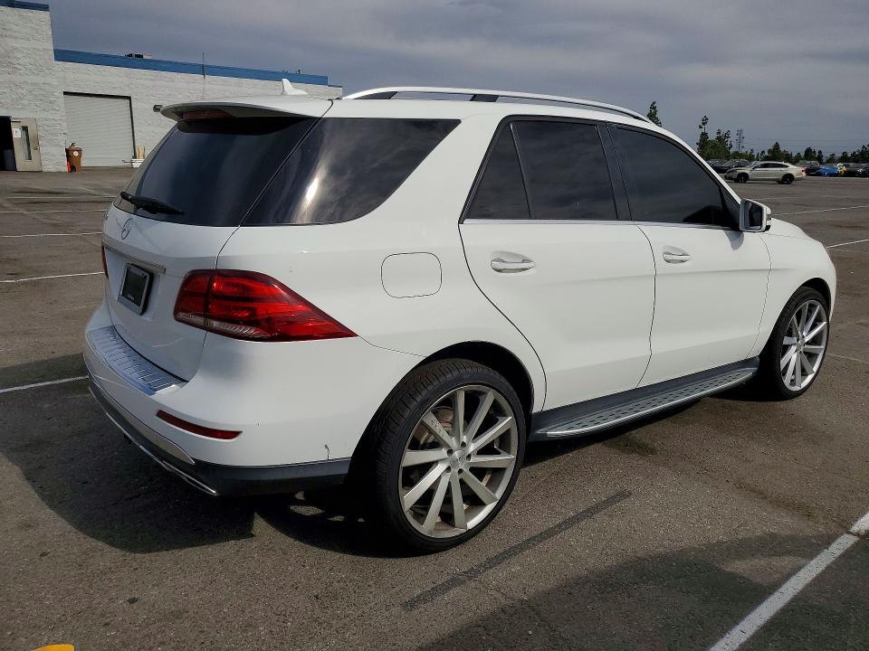2016 Mercedes-benz Gle მანქანა იყიდება აუქციონზე, vin: 4JGDA5JB8GA624611, აუქციონის ნომერი: 66697396