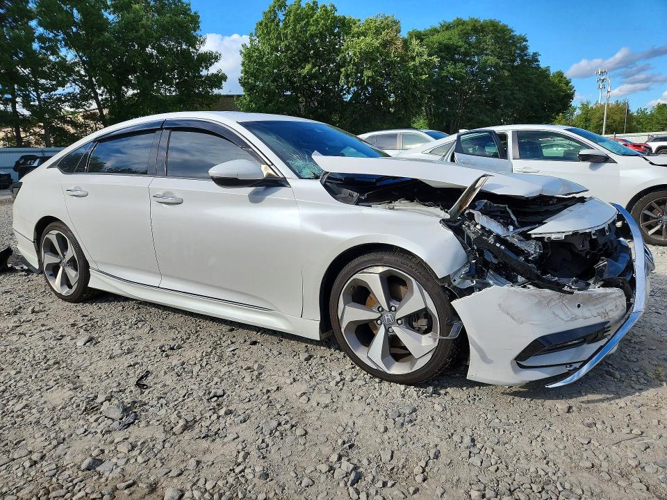 2019 Honda Accord მანქანა იყიდება აუქციონზე, vin: 1HGCV2F93KA015980, აუქციონის ნომერი: 66257366