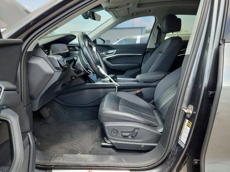 Aukcja sprzedaży 2021 Audi E-tron, vin: WA11AAGE7MB010103, numer aukcji: 64067356