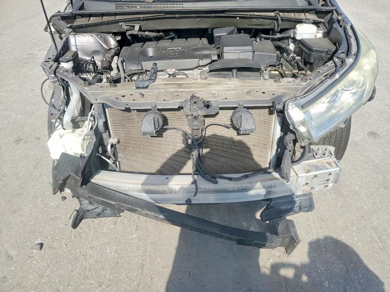 64815656 :رقم المزاد ، 5TDZARFHXKS060857 vin ، 2019 Toyota Highlander مزاد بيع
