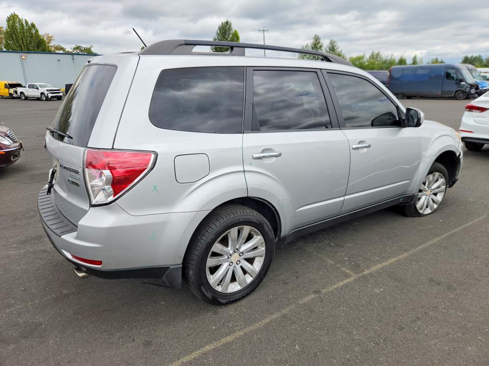 64572636 :رقم المزاد ، JF2SHADC2BH773618 vin ، 2011 Subaru Forester مزاد بيع