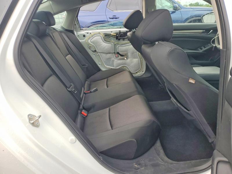 2018 Honda Accord მანქანა იყიდება აუქციონზე, vin: 1HGCV3F16JA003983, აუქციონის ნომერი: 62905276