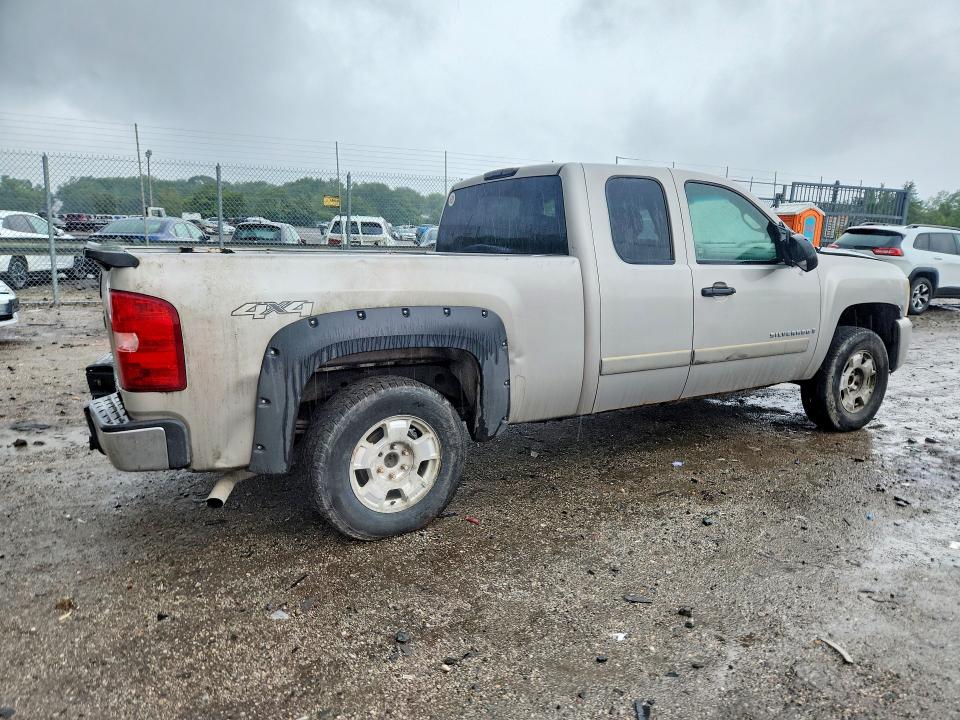 2007 Chevrolet Silverado მანქანა იყიდება აუქციონზე, vin: 2GCEK19C271720059, აუქციონის ნომერი: 63757376