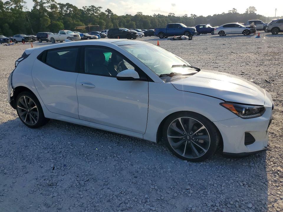 Продажа на аукционе авто 2021 Hyundai Veloster, vin: KMHTG6AF4MU032832, номер лота: 66089316