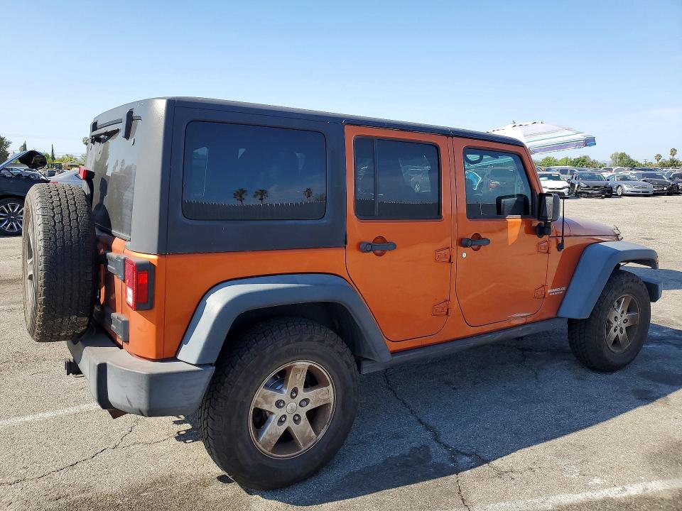 2011 Jeep Wrangler Unlimited მანქანა იყიდება აუქციონზე, vin: 1J4HA3H13BL520624, აუქციონის ნომერი: 64436866