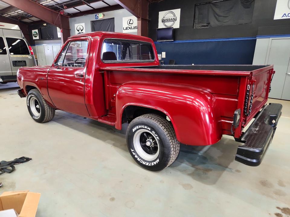 1975 Dodge D-series მანქანა იყიდება აუქციონზე, vin: D13AN9S235628, აუქციონის ნომერი: 64738536